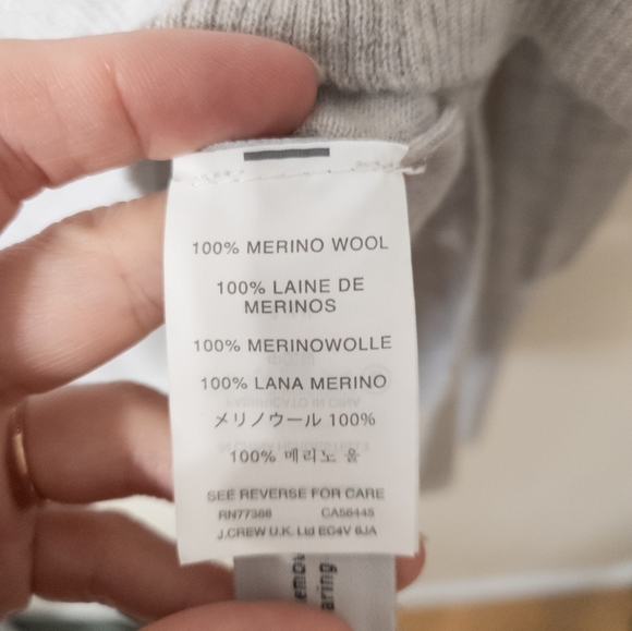 J.Crew merino wool V neck long sleeve shirt size small - Picture 4 of 7